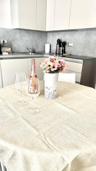Duomo Modern Loft 100Mt From Duomo And Lake Como Apartment