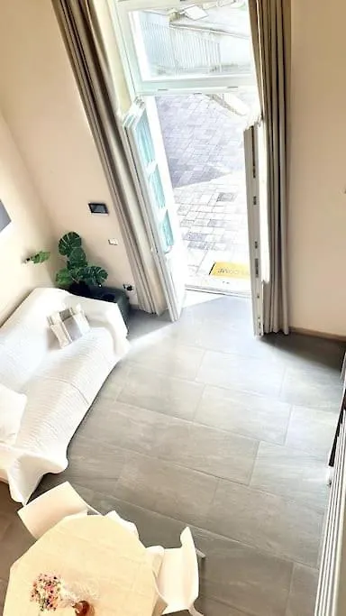 Duomo Modern Loft 100Mt From Duomo And Lake Como Apartment