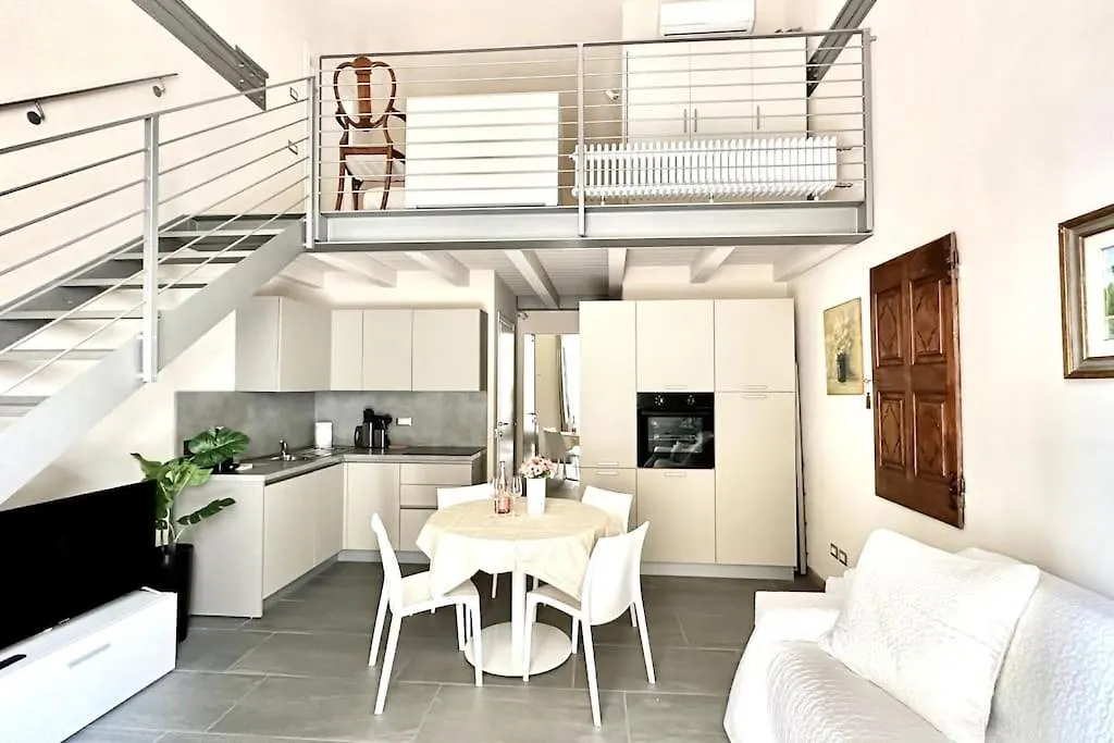 Duomo Modern Loft 100Mt From Duomo And Lake Como Italy