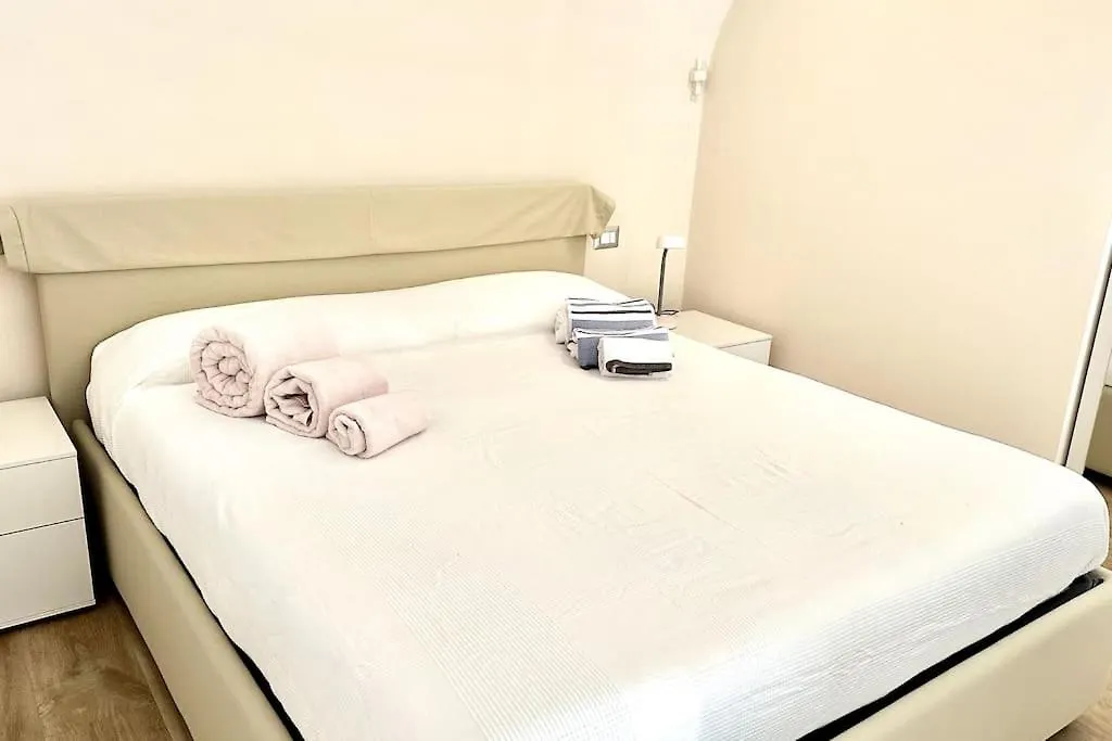 Duomo Modern Loft 100Mt From Duomo And Lake Como Apartment